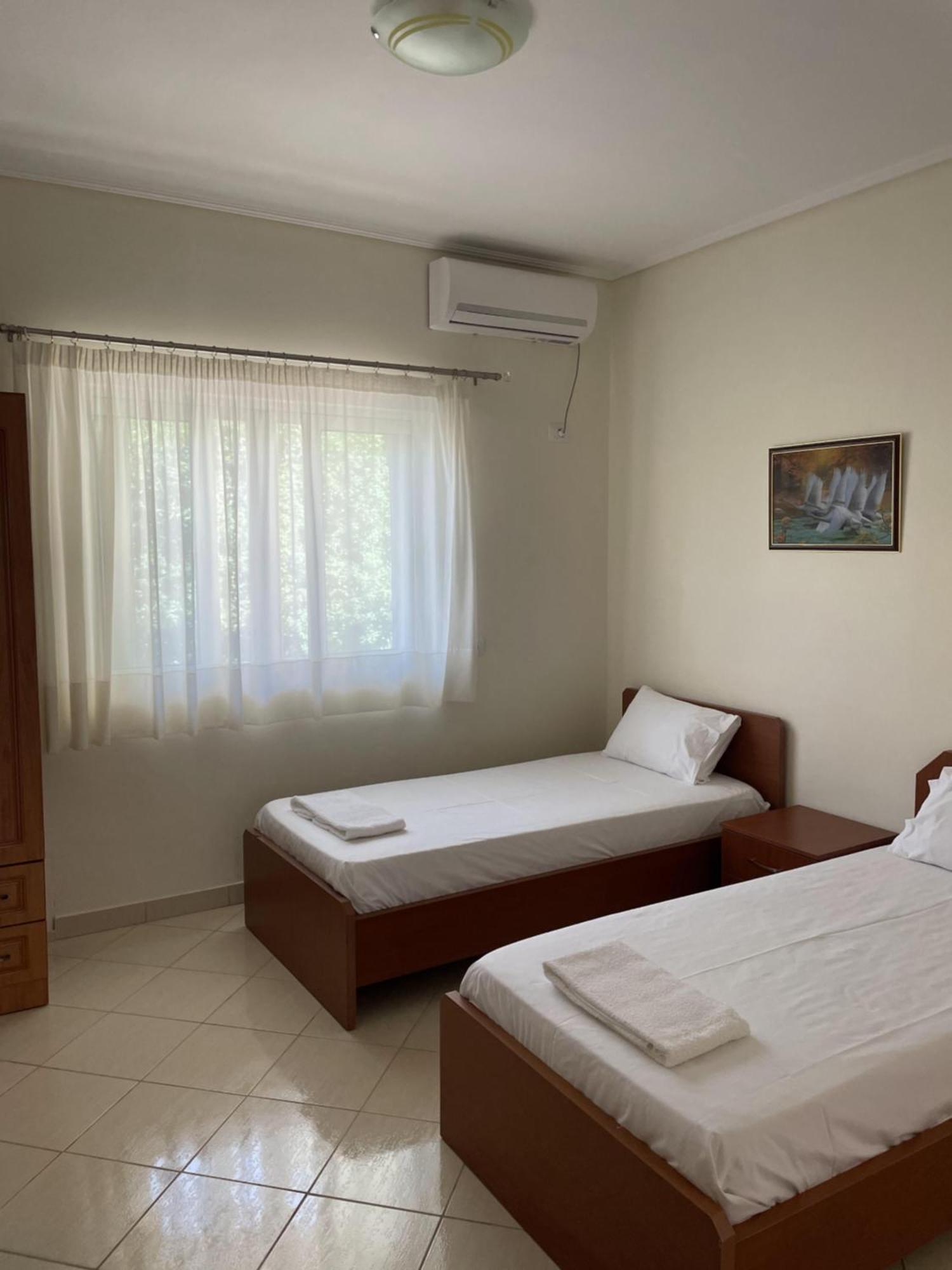 Olympian Rooms Dhërmi Kültér fotó