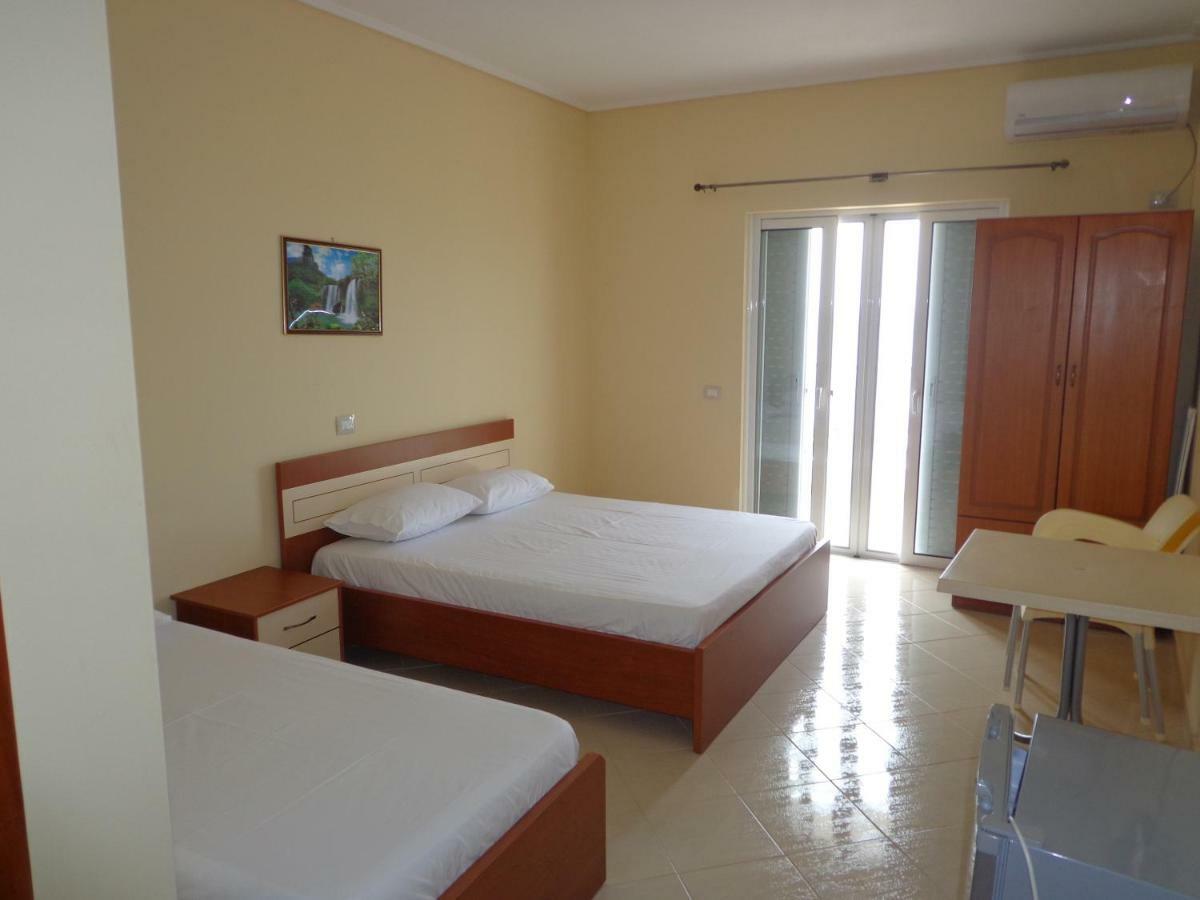 Olympian Rooms Dhërmi Kültér fotó