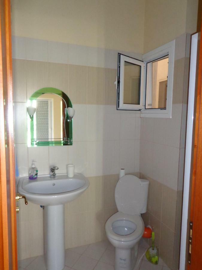Olympian Rooms Dhërmi Kültér fotó